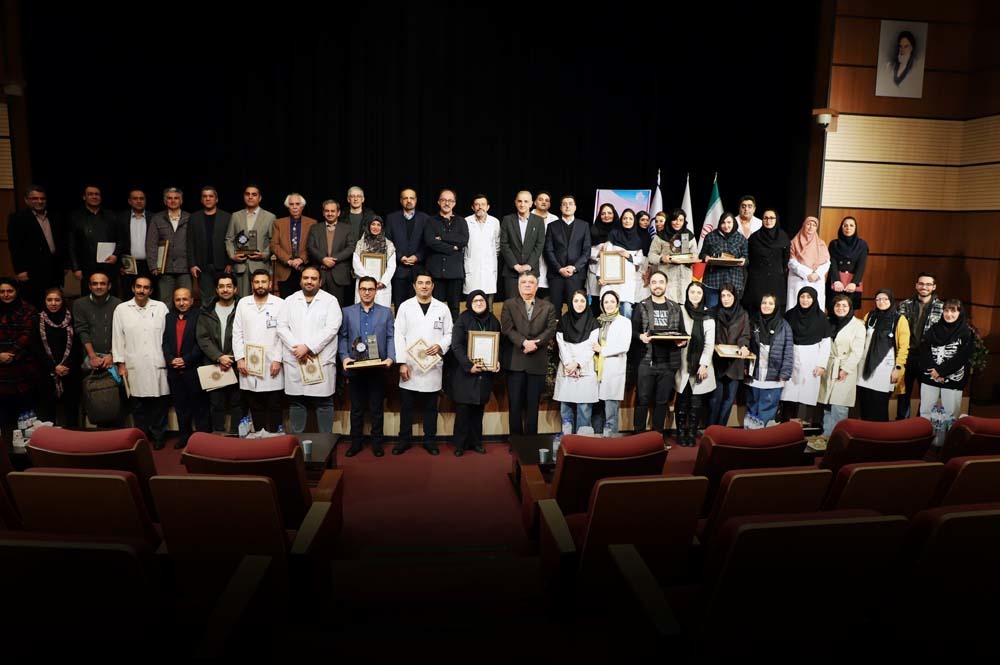 بیستمین جشنواره پژوهشی بیمارستان سینا؛ بزرگداشت دو دهه تلاش علمی و اهدای جوایز به پژوهشگران برتر